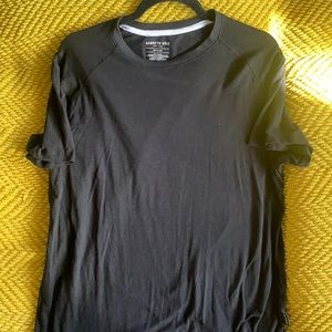 Medium Black Kenneth Cole t-shirt